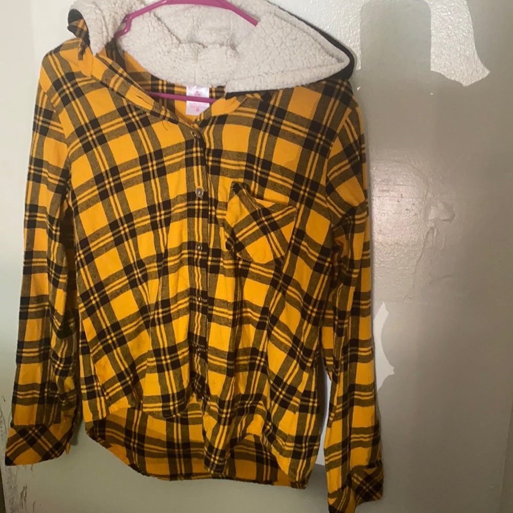 Women’s flannel with hoodie sz med